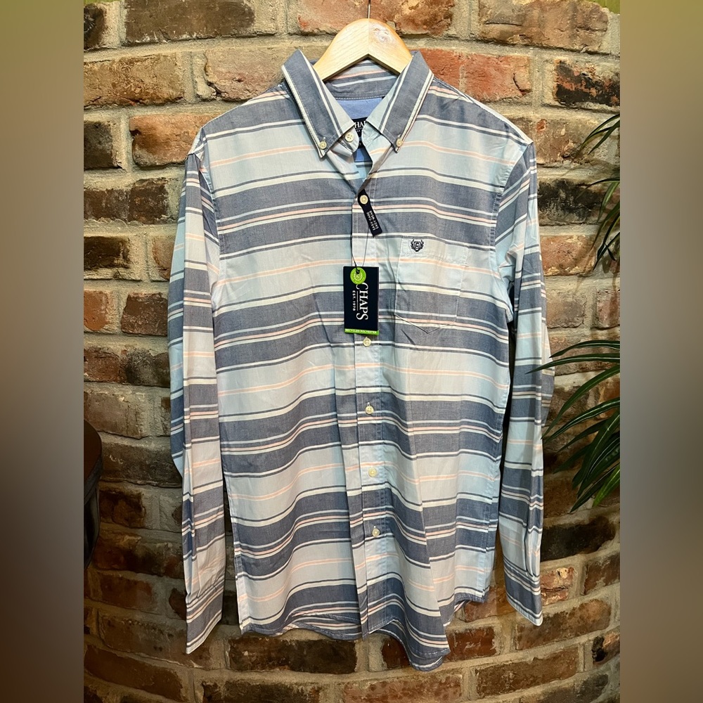 Chaps Men’s Long Sleeve Button Down Easy Care Dress Shirt. Medium